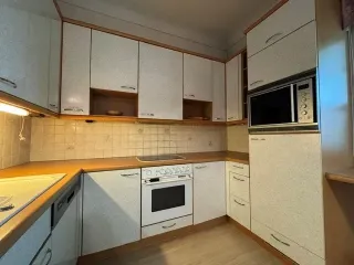 s02
