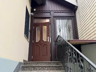 s16